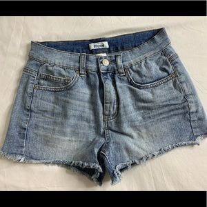 Jean Shorts! Perfect for Florida weather! Not too short! Size 5 (runs regular)